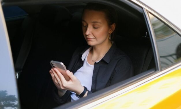 Mobile Cloud Storage: Convenience or Security Risk?